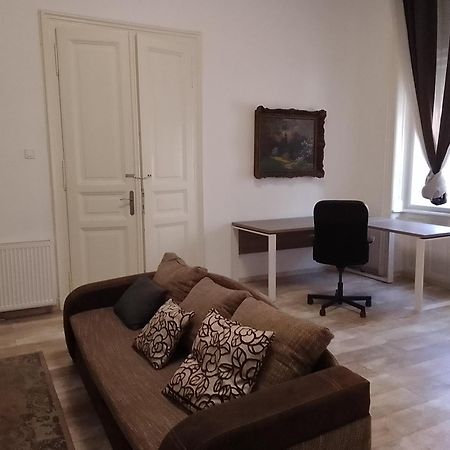 Viva Budapest Apartman Kültér fotó
